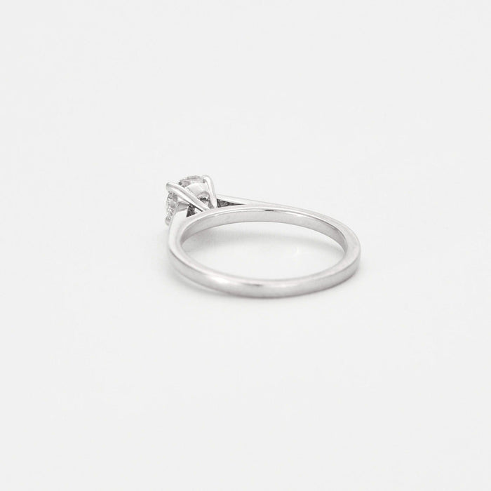 Bague 48 DE BEERS. Bague solitaire en platine et diamant 58 Facettes DV0722-1-48-2