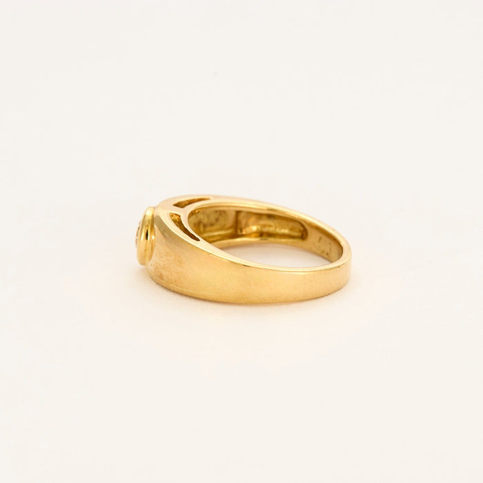 Yellow gold and diamond bangle ring