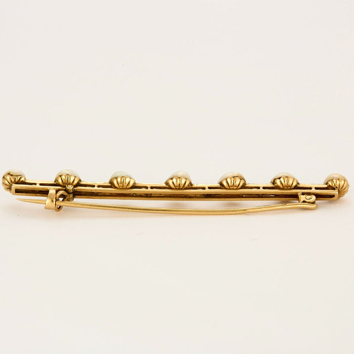 Yellow gold brooch with pearls and diamonds