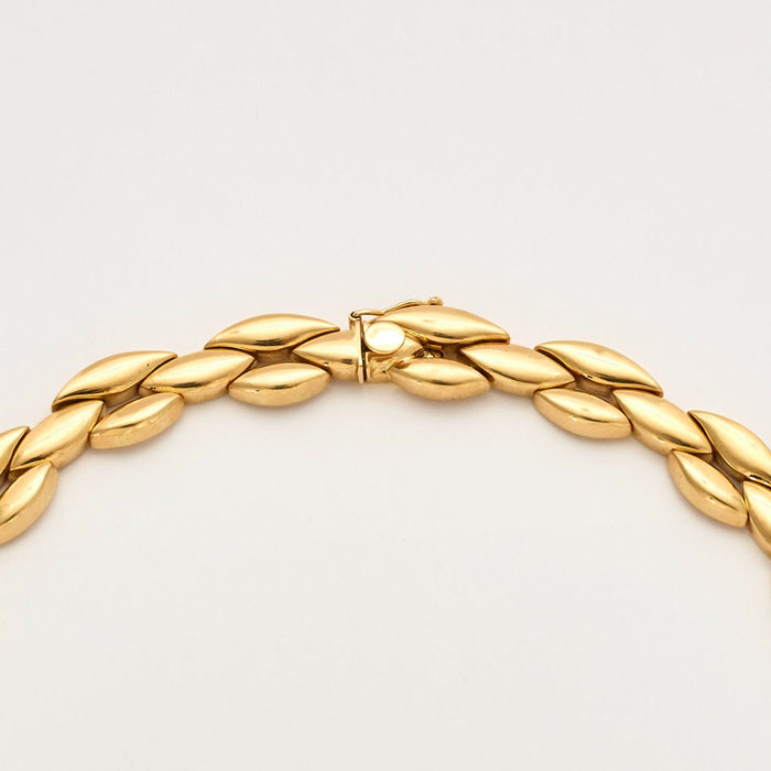 Yellow gold necklace