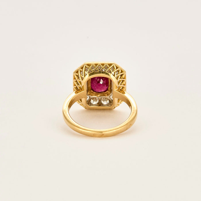 Ring in platinum, yellow gold, rubies and diamonds