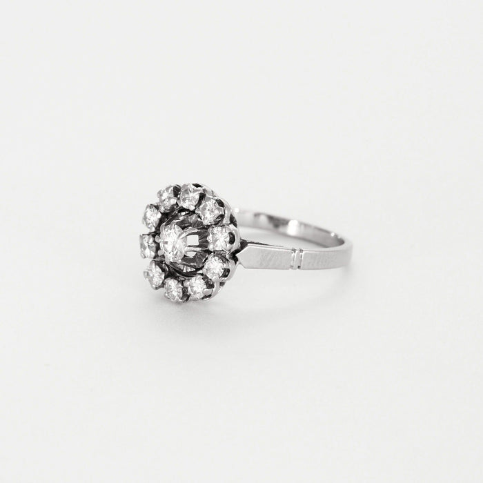 Bague 54 Bague marguerite en or gris et diamants 58 Facettes DV07276-1-54-3