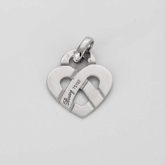 Pendentif POIRAY  "COEUR ENTRELACÉ". Pendentif en or gris 58 Facettes DDV7353-3