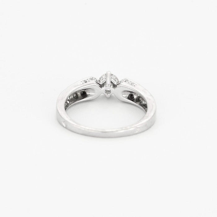 Bague 52 CHAUMET- PLUME- Alliance en platine et diamants 58 Facettes DV0781-1