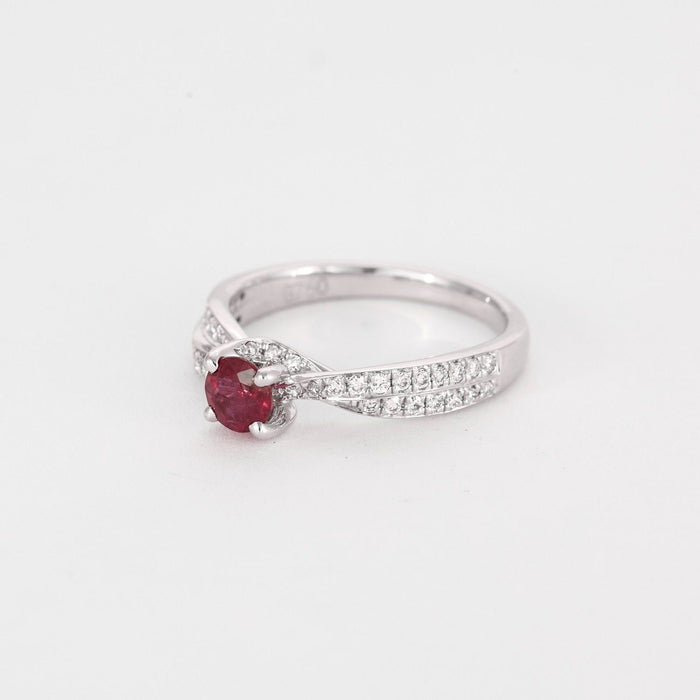 Bague 53 Bague en or blanc, rubis  et diamants 58 Facettes DV5707-7-53-2