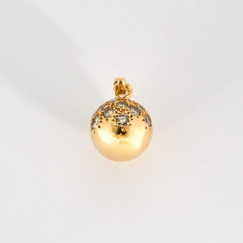 Pendentif "boule"  en or jaune sertie de diamants