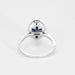 Bague 54.5 Bague or blanc, saphir cabochon et pavage de diamants 58 Facettes DV0125-8-545-2