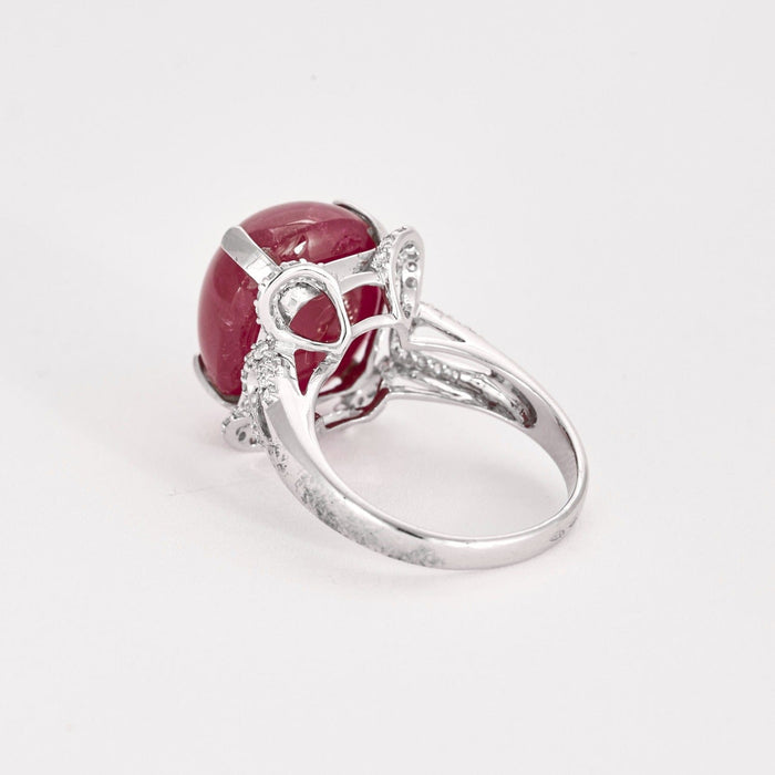 Bague 55 Bague or blanc, rubis cabochon et diamants 58 Facettes DV0671-18-DV0736-1