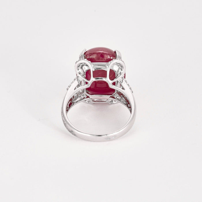 Bague 55 Bague or blanc, rubis cabochon et diamants 58 Facettes DV0671-18-DV0736-1