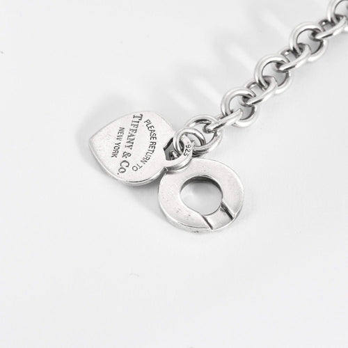 Bracelet Tiffany & Co - Return to Tiffany - Bracelet plaque cœur avec fermoir à bascule en argent 58 Facettes DDV10164-1