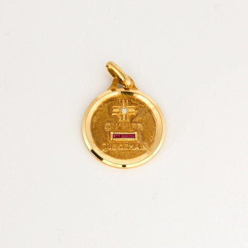 Pendentif AUGIS - Médaille d'amour - Pendentif en or jaune diamant et rubis synthétiques 58 Facettes DV0853-1