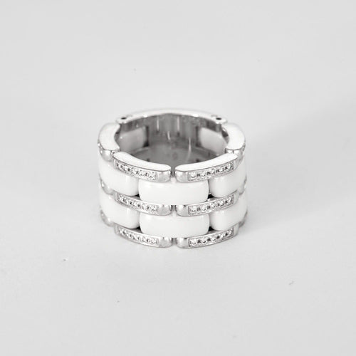 Bague 52 CHANEL - ULTRA - Bague céramique blanche, or gris et diamants. 58 Facettes DV11960-2-52-1