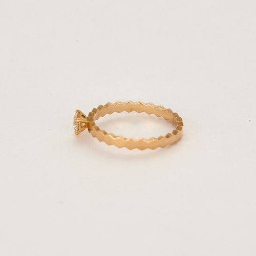 Bague 50 CHAUMET - Bague Solitaire Bee my Love or rose et diamants 58 Facettes DV7745-2