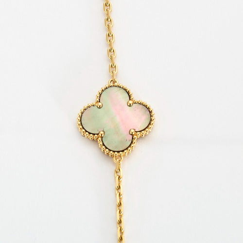 VAN CLEEF & ARPELS - Magic Alhambra - Collier Sautoir, or jaune, onyx et nacre