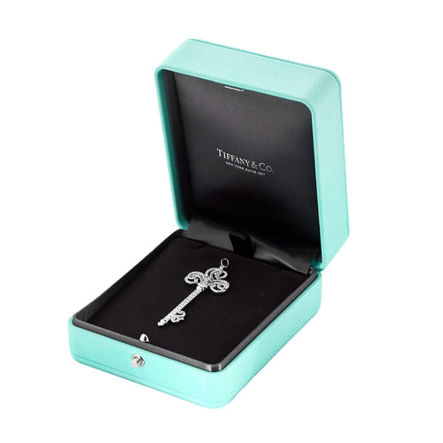 Pendentif TIFFANY - Fleur de lys - Pendentif Clef platine et diamants 58 Facettes DV0707-3