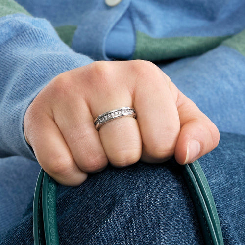 Bague 53 BULGARI - B.zero1 - Bague or gris et diamants 58 Facettes DV0120-19-53-2