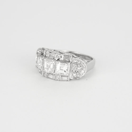 Bague en or blanc et diamants
