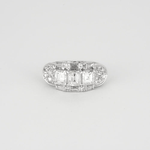 Bague en or blanc et diamants