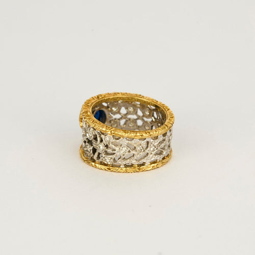 Bague 45.5 BUCCELLATI - Bague bandeau ciselée et ajourée à motif de dentelle en or jaune, blanc, diamants et saphir 58 Facettes DV4479-3-455-2