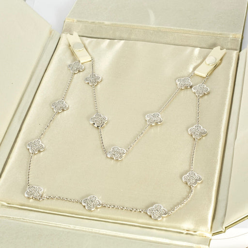 Collier VAN CLEEF & ARPELS - Sublime collier Van Cleef & Arpels de la collection Pure Alhambra en or gris et diamants 58 Facettes DV4479-19