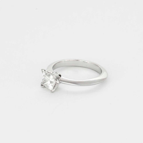 Bague 51 Bague solitaire en or gris et diamant 58 Facettes DV14258-1