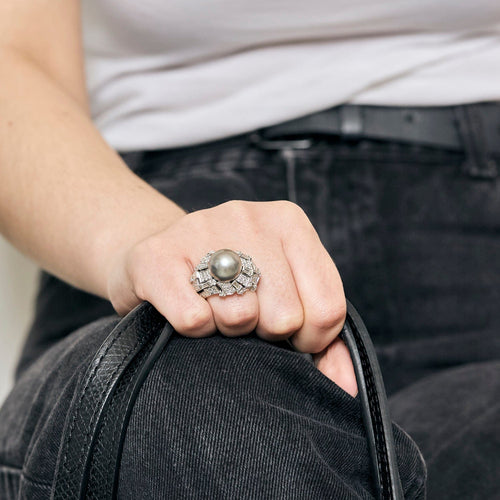 Bague 49 MIKIMOTO - Bague cocktail en or gris, perle de culture de Tahiti , diamants 58 Facettes DV14290-1