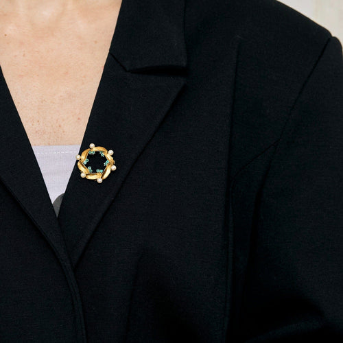 Broche Broche couronne feuillagée or jaune, perles et émeraudes 58 Facettes DV14293-2