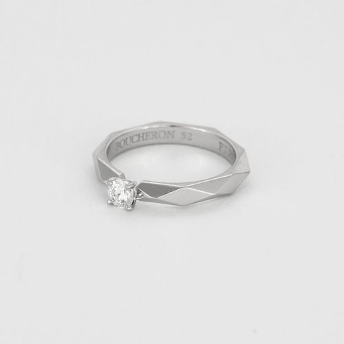 Bague 52 Boucheron - Facette - Bague solitaire en platine et diamant 58 Facettes DDV12411-1