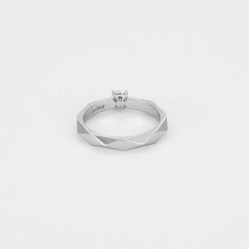 Bague 52 Boucheron - Facette - Bague solitaire en platine et diamant 58 Facettes DDV12411-1