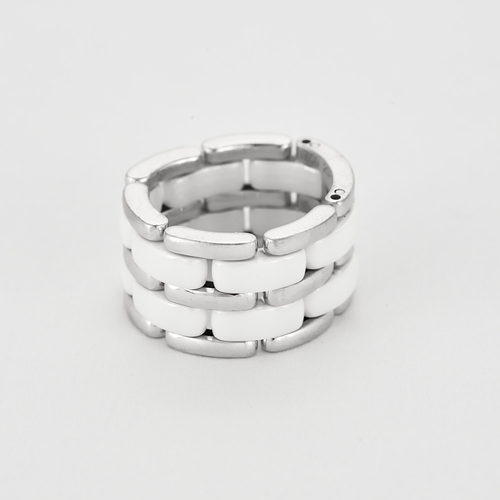 Bague 53 Chanel- Ultra - Grand modèle -  Bague en or blanc et céramique 58 Facettes DV6353-2