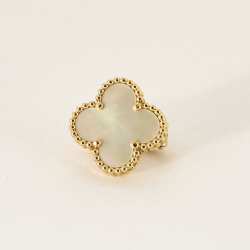 Boucles d'oreilles VAN CLEEF & ARPELS - Vintage Alhambra - Paire de boucles d'oreilles en or rose et nacre 58 Facettes DV16288-4