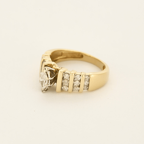 Bague 53 Bague en or jaune et diamant navette 58 Facettes DV15971-1