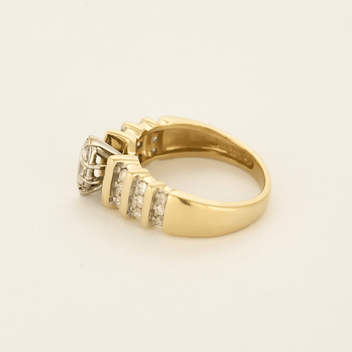 Bague 53 Bague en or jaune et diamant navette 58 Facettes DV15971-1