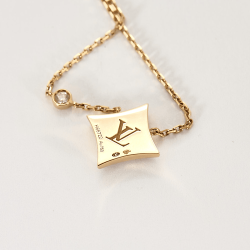 Collier Louis Vuitton- Color Blossom BB - Collier en or rose, nacre rose et diamants 58 Facettes DV15412-1