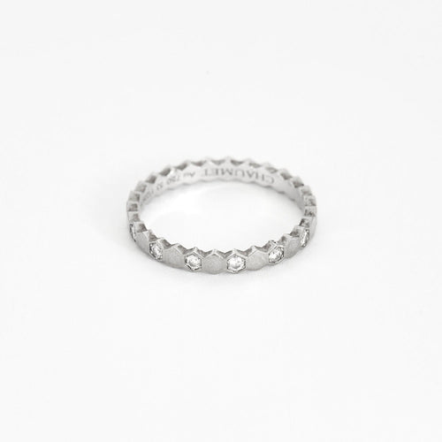 Bague 53 CHAUMET - Bee my Love - Alliance en or blanc et diamants 58 Facettes DV16456-1