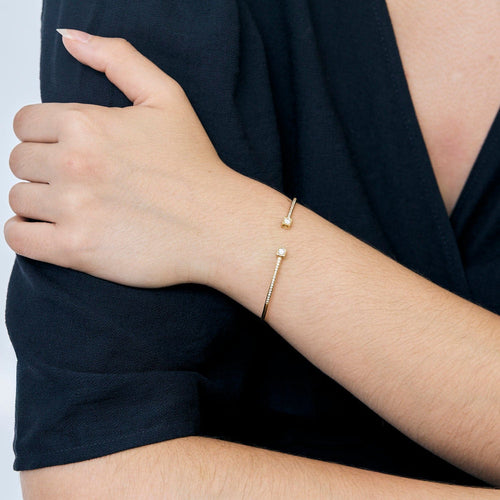 Bracelet Dinh Van - Bracelet le cube, or jaune et diamants. Moyen modèle 58 Facettes DV16479-1