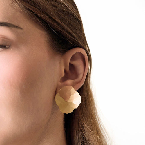 Boucles d'oreilles Niessing - Topia - Poétique paire de boucles d'oreilles en or jaune 58 Facettes DV3020-26