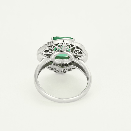 Bague 52 Bague en platine, émeraude et diamants 58 Facettes DV11451-9