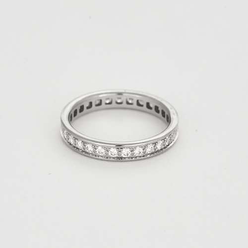 Bague 51 CARTIER - Alliance en or gris et diamants 58 Facettes DV15916-1