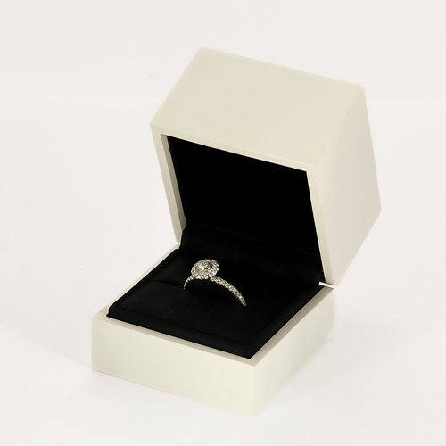 49.5 DE BEERS - AURA - Bague Solitaire en platine et diamants 58 Facettes DV17389-2-495-2