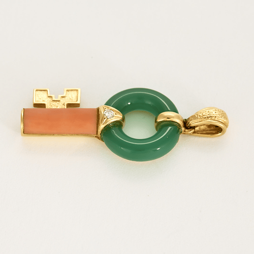 Pendentif VAN CLEEF & ARPELS - Delphe Collection - Pendentif clé en or jaune, diamant, Corail et chrysoprase 58 Facettes DV16758-1