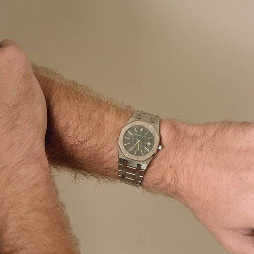 AUDEMARS PIGUET - Royal Oak Ultra placă - Ceas din oțel cu carcasă octogonală și mecanism quartz