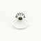 Bague 51.5 Bague marguerite en or blanc, émeraude et diamants 58 Facettes DV4486-19
