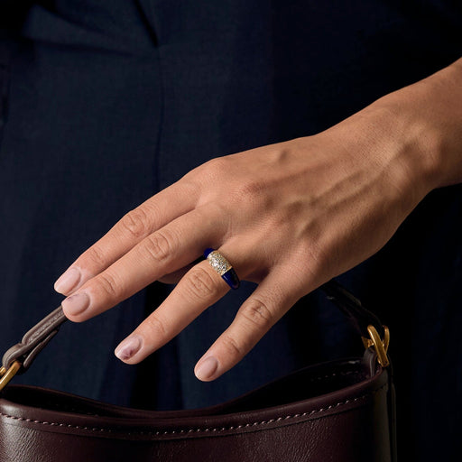 Bague 50 Van Cleef & Arpels - Collection Philippine - Bague en or jaune, diamants et lapis lazuli 58 Facettes DV14188-3