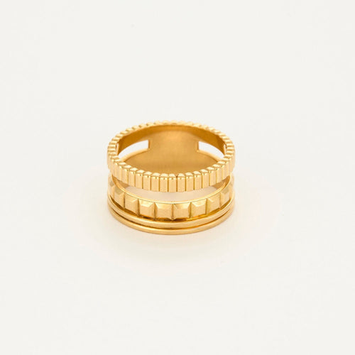 Bague 54 Boucheron Bague Quatre Radiant en or jaune 58 Facettes DV19570-1