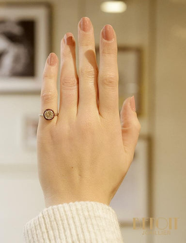 Bague 49.5 Bague Art déco entourage en platine, or jaune, diamants et rubis calibrés 58 Facettes A10098