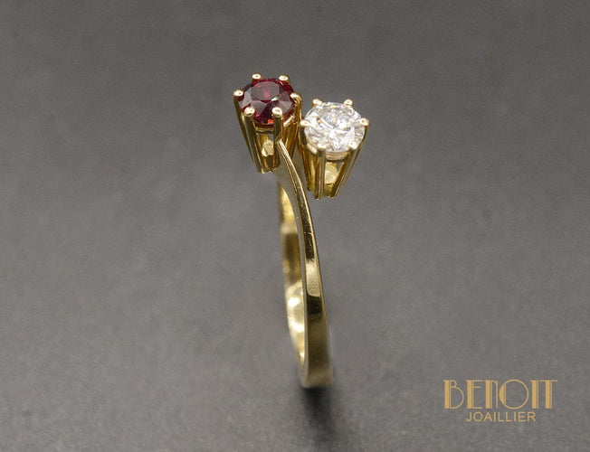 Bague 52 Toi et Moi Contemporain or jaune diamant rubis 58 Facettes A10735