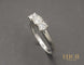 Bague 56 Bague trilogie en or blanc et diamants 58 Facettes A10878