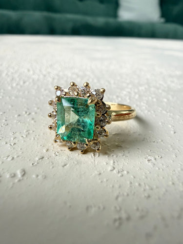 Bague 52 Bague vintage en or jaune 18K avec émeraude colombienne et diamants 58 Facettes