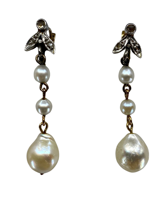 Pendientes de perlas y diamantes de oro alrededor de 1900